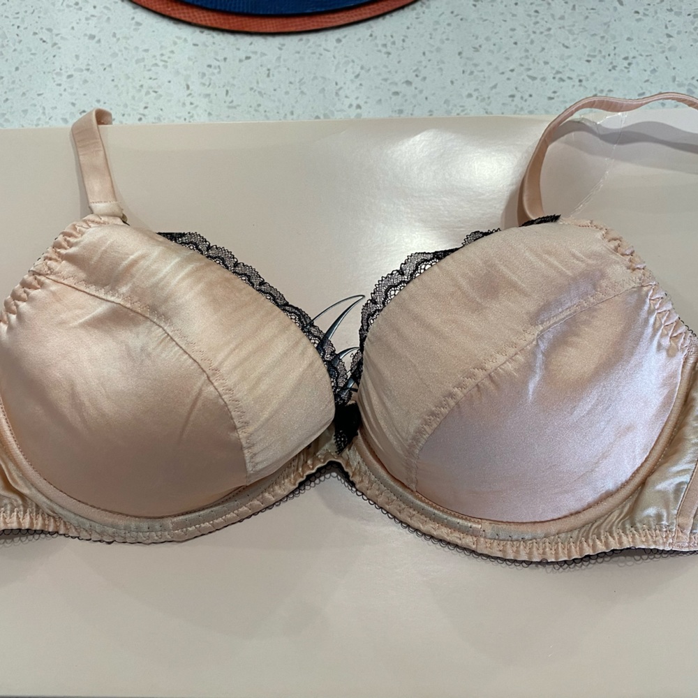 Agent Provocateur light removable padded ‘ silk ‘ in great condition ‘ size 34D